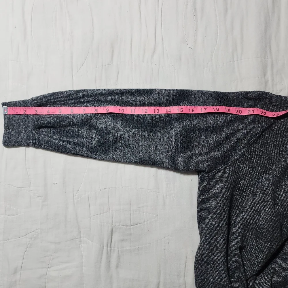 Lee Boys Quarter Zip Pull Ovet Sweater Size Medium